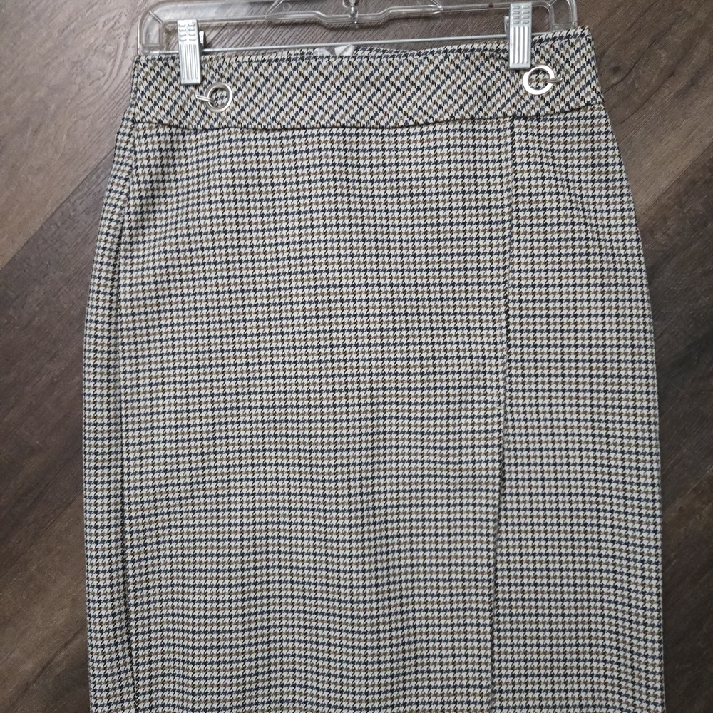 H&M Black and Cream Pencil Skirt